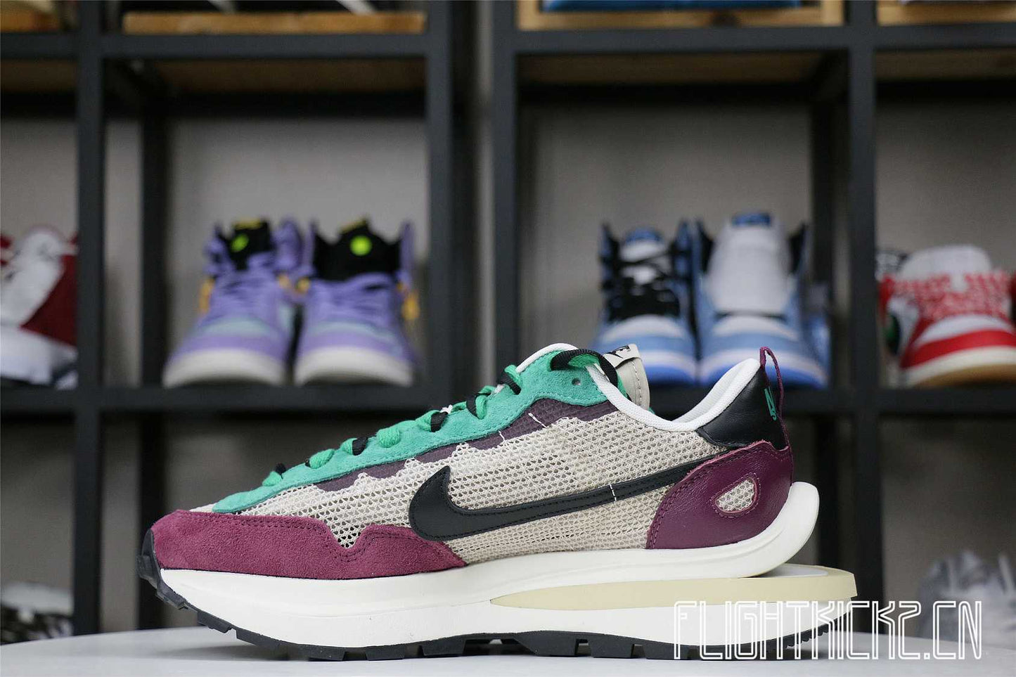 Nike Vaporwaffle sacai Villain Red Neptune Green (LN5 A1)