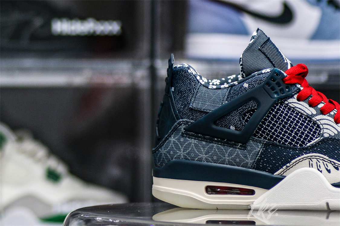 Air Jordan 4 Retro SE Sashiko 2020