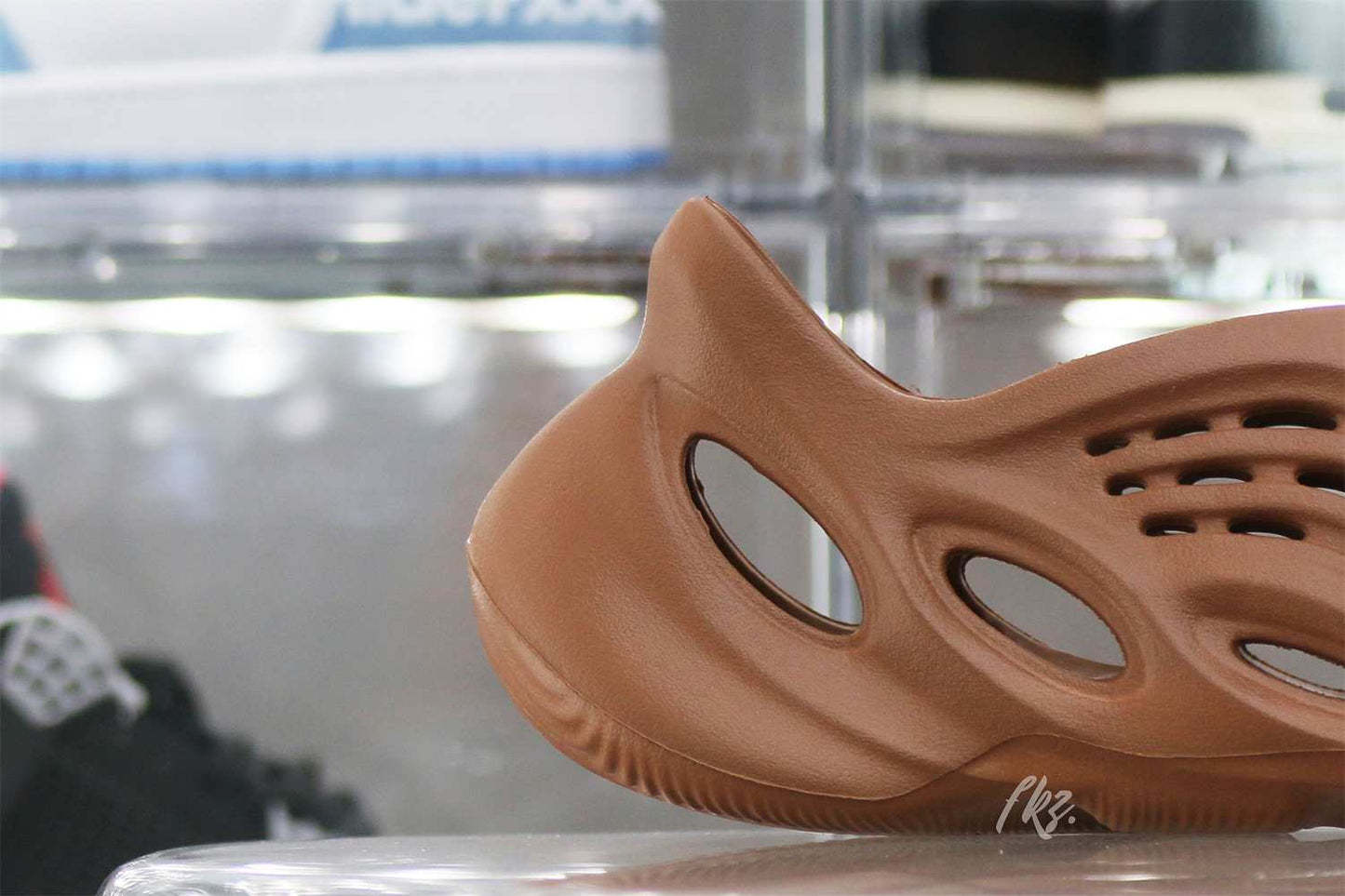 Adidas Yeezy Foam RNNR Mist GV6774