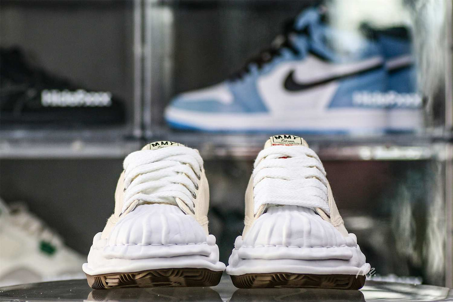 MaisOn Margiel@ Yasuhir0 OG Sole Shellcap Canvas Low-top Sneakers