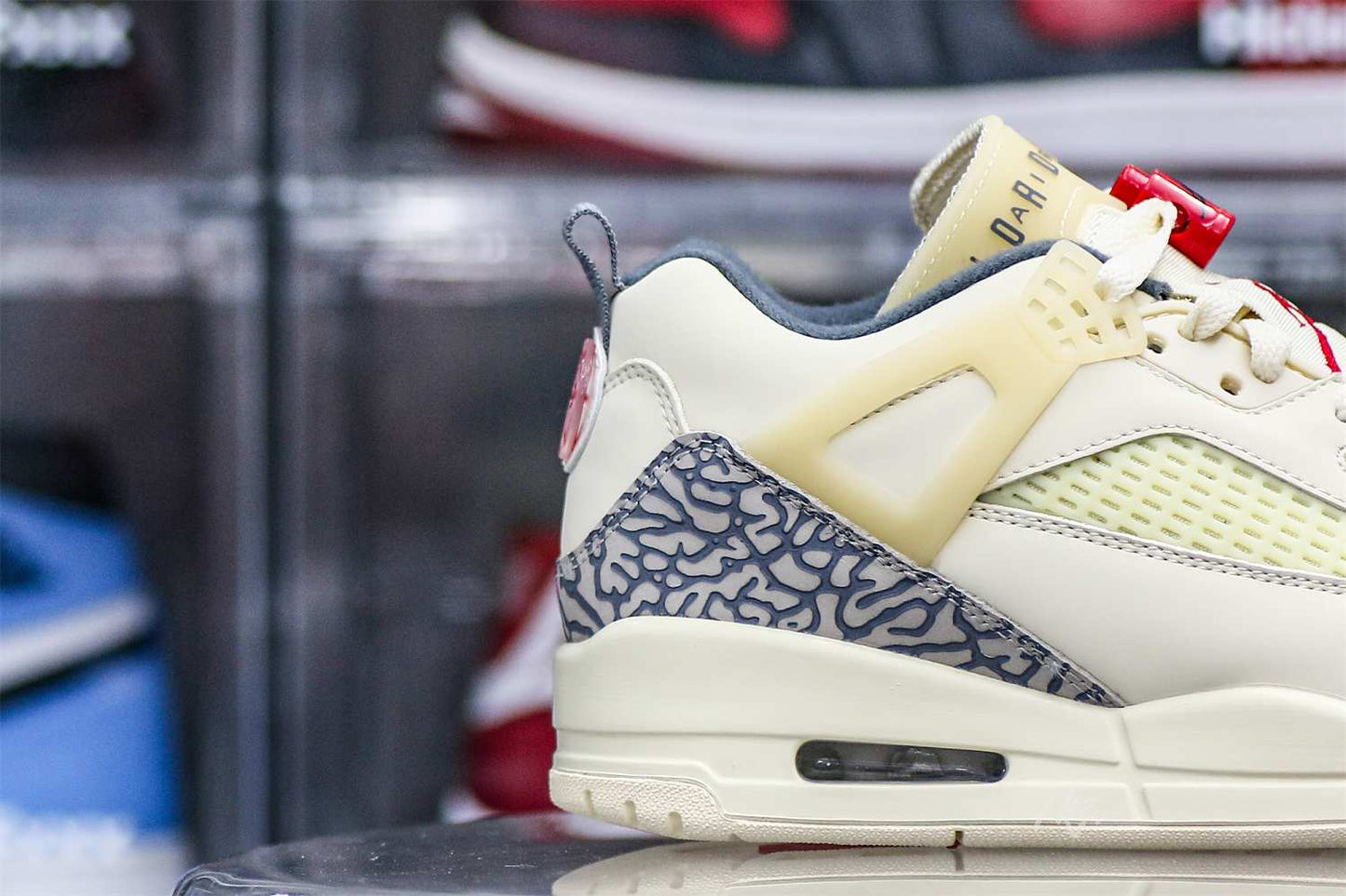 Air Jordan Spizike Low Coconut Milk