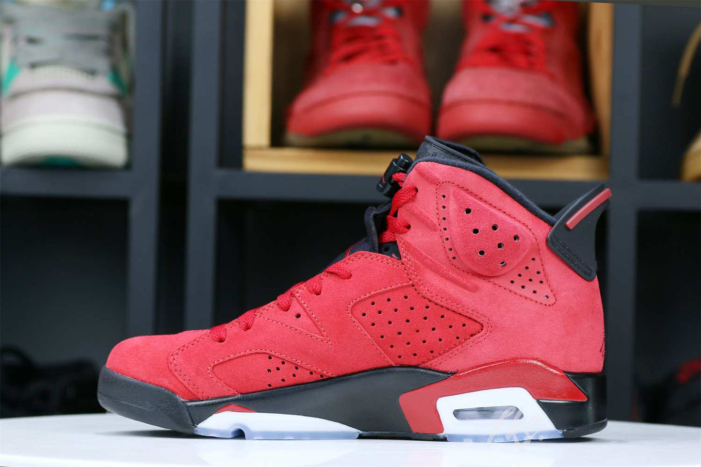 Air Jordan 6 Toro/Varsity Red 2023