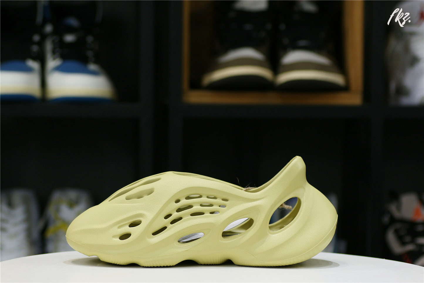 adidas Yeezy Foam RNNR Sulfur(LN5 A1 Batch)