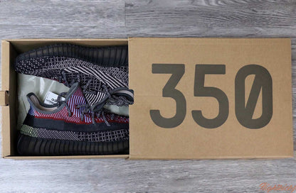 2019 Yeezy Boost 350 v2 Yecheil Reflective (LN5 A1)