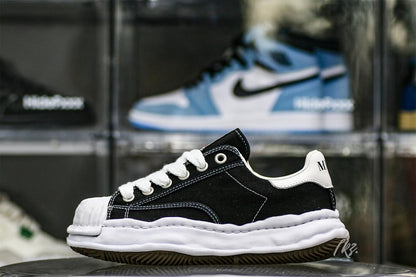 MaisOn Margiel@ Yasuhir0 Blakey OG Sole Canvas Low Black No Logo sneakers