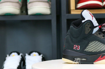 Air Jordan 5 Gore-Tex Off Noir