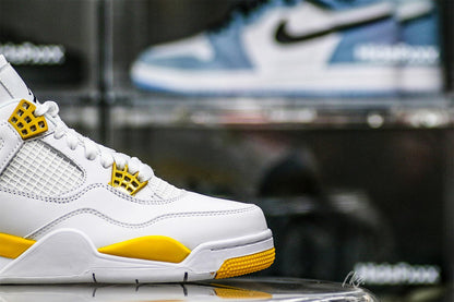 Air Jordan 4 Retro Vivid Sulfur Wms 2024