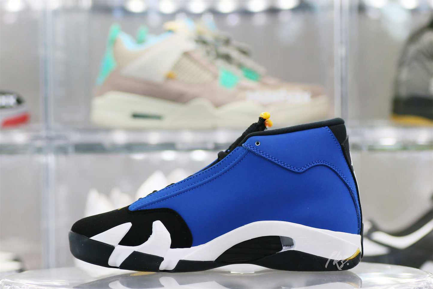 Air Jordan 14 Retro Laney 2023