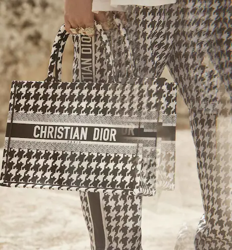 DIOR BOOK TOTE Black (36 x 27.5 x 16.5 cm)