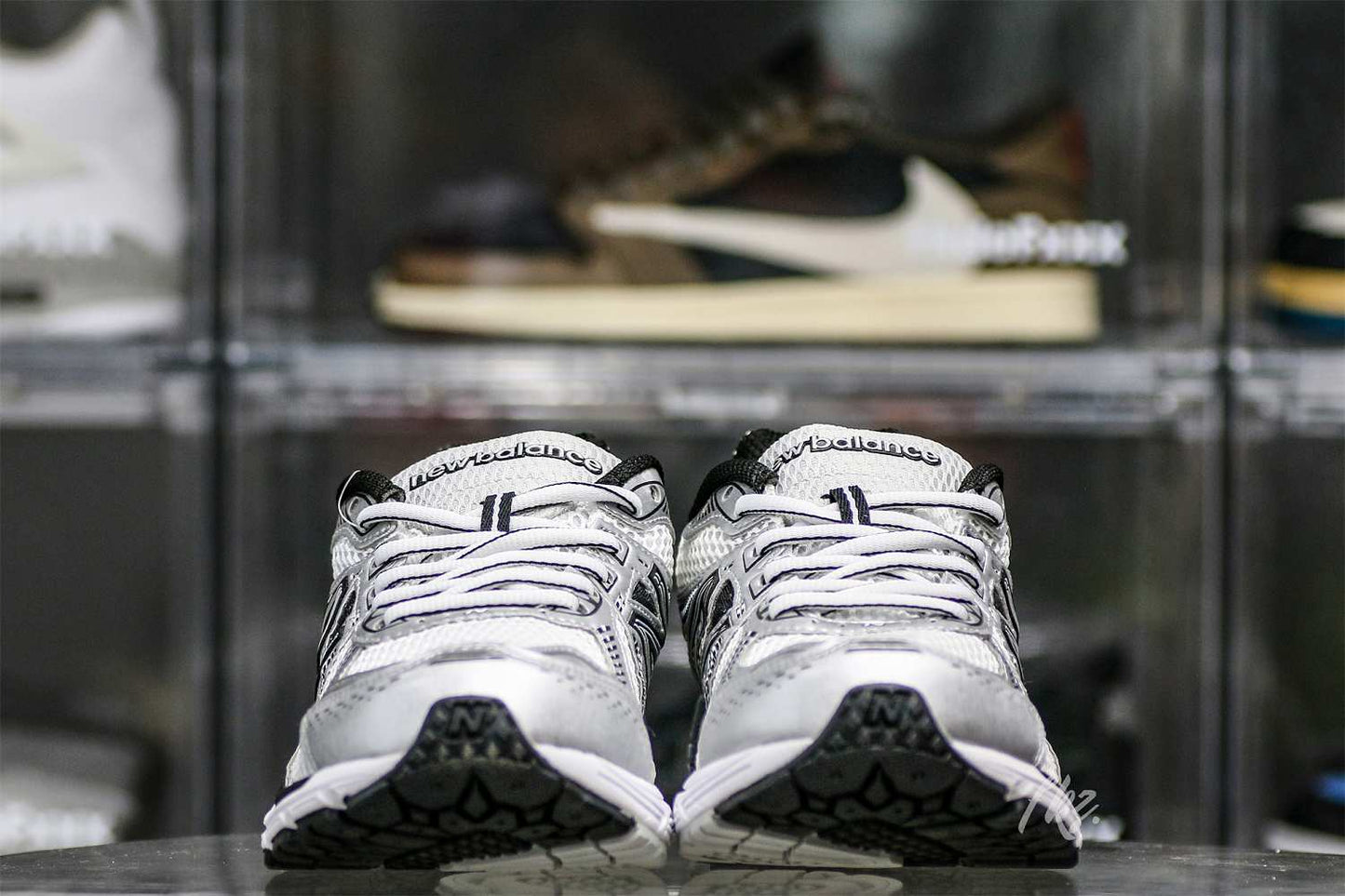 New Balance Get 860v2 White Black Silver