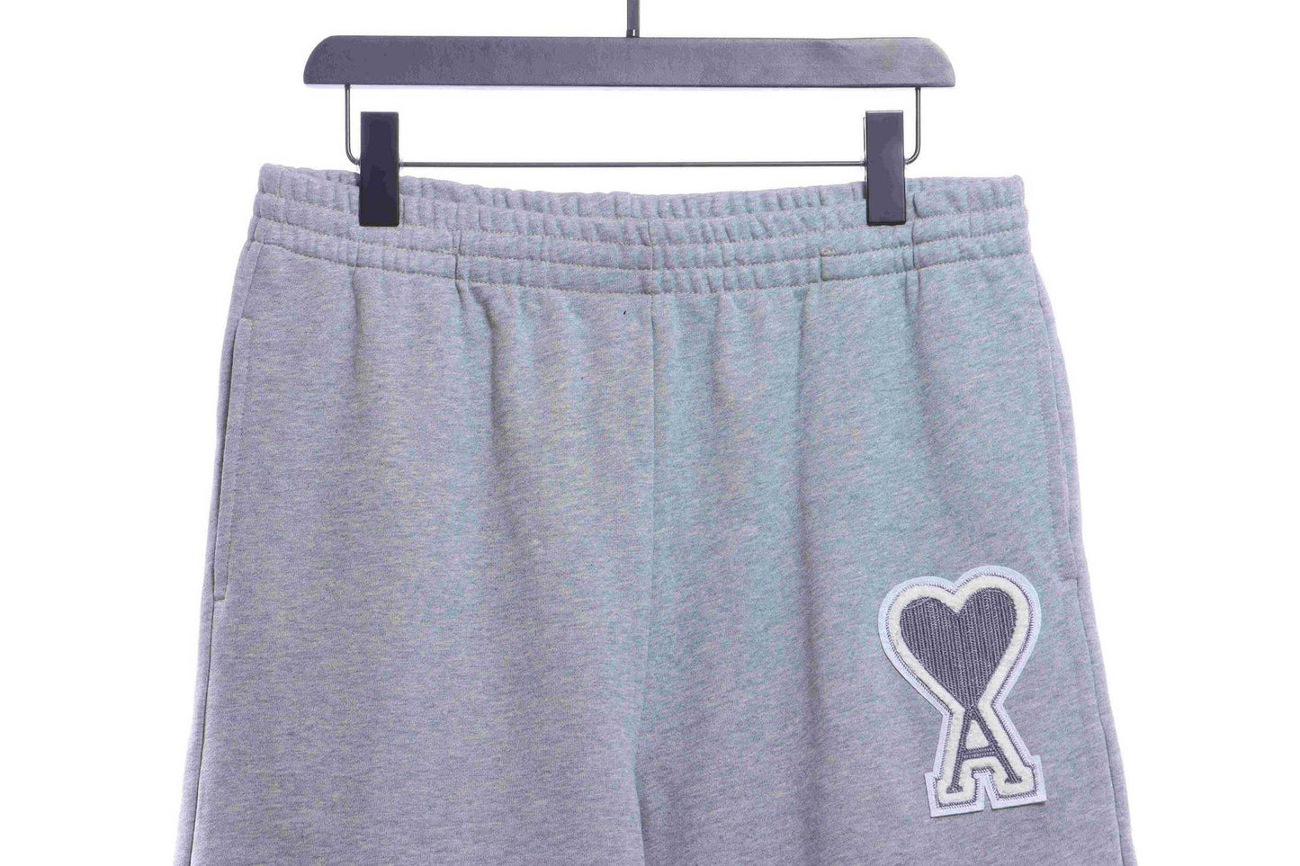 AMI 22ss heart embroidery shorts