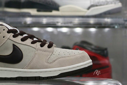 Nike SB Dunk Low Desert Sand Mahogany