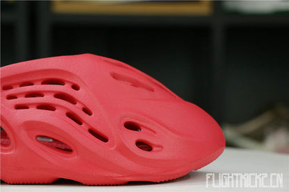 Yeezy Foam RNNR Vermillion(LN5 A1 Batch)