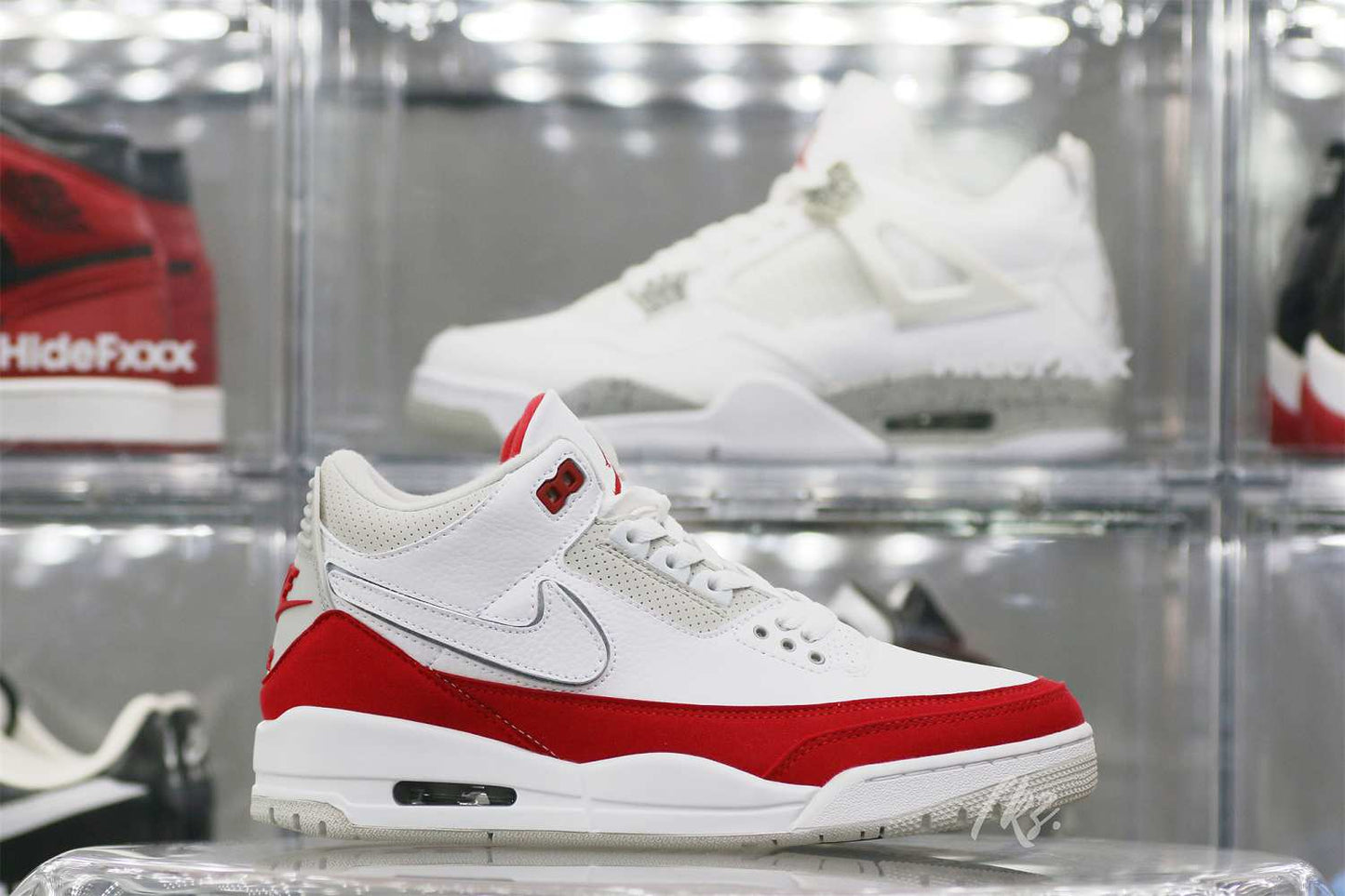 Air Jordan 3 Retro Tinker Air Max 1 鈥?University Red