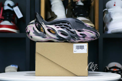 Yeezy Foam Runner MX Carbon 2022 (IG9562)(LN5 A1 Batch)