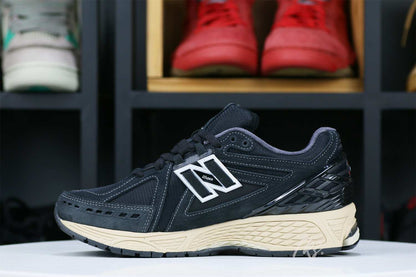 New Balance 1906R Black Black Taupe