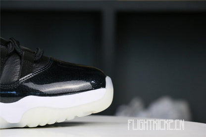 Air Jordan 11 Low 72-10