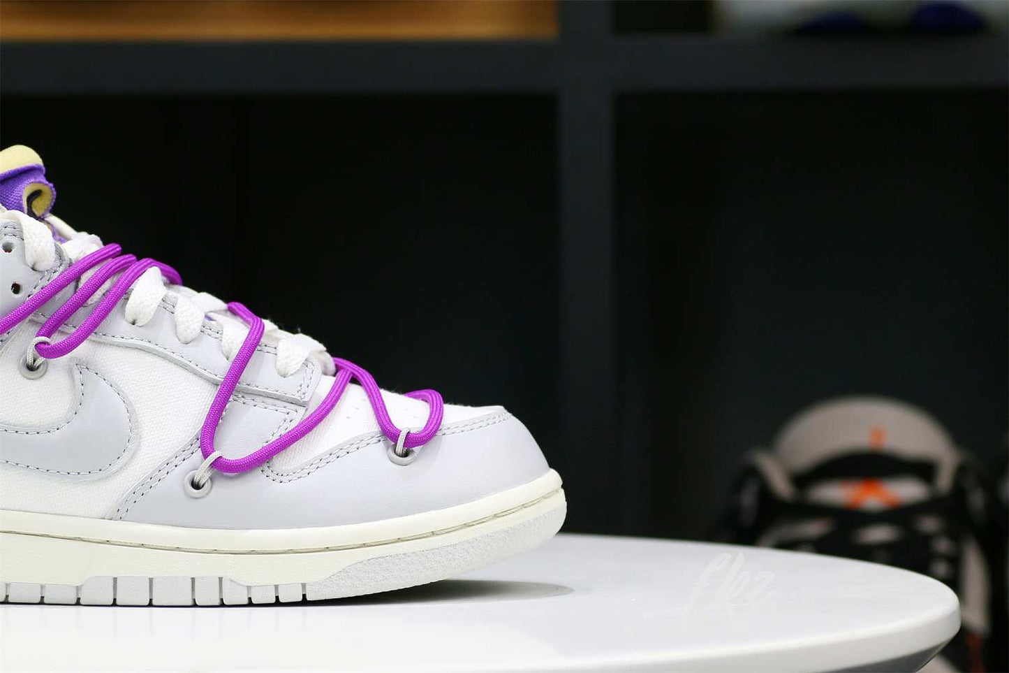 Nike Dunk Low Off-White Lot 28