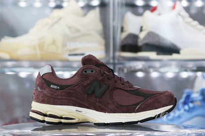 New Balance 2002R Black Fig