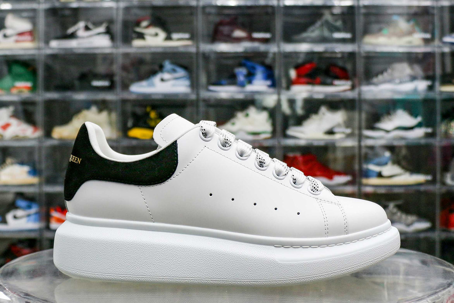 Alexander McQueen Oversized Sneaker White Black