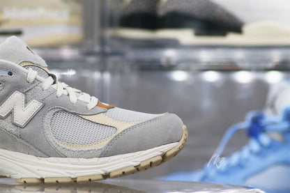 New Balance 2002R Concrete Grey