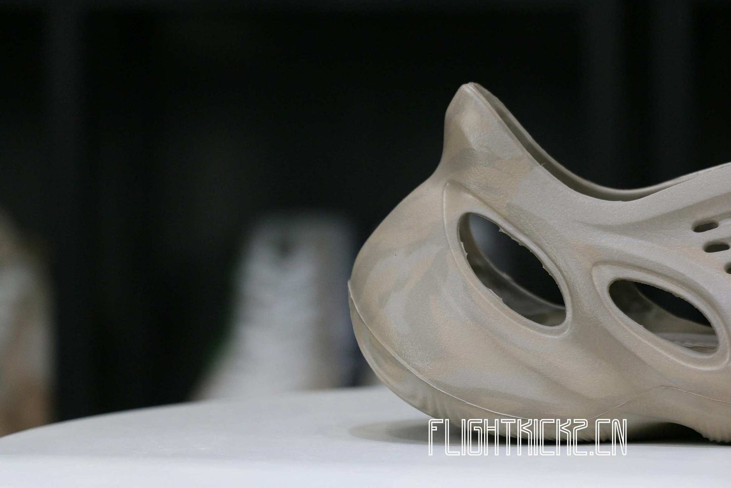 adidas Yeezy Foam RNNR Stone Sage(LN5 A1 Batch)