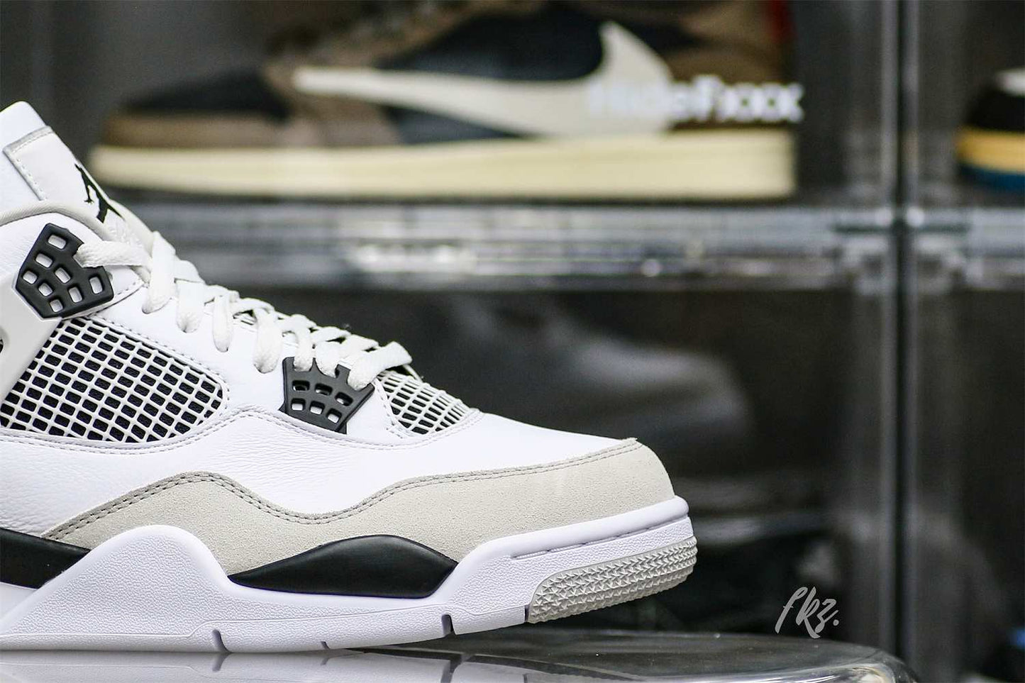 Jordan 4 Retro Military Black(LN5 A1 Batch)