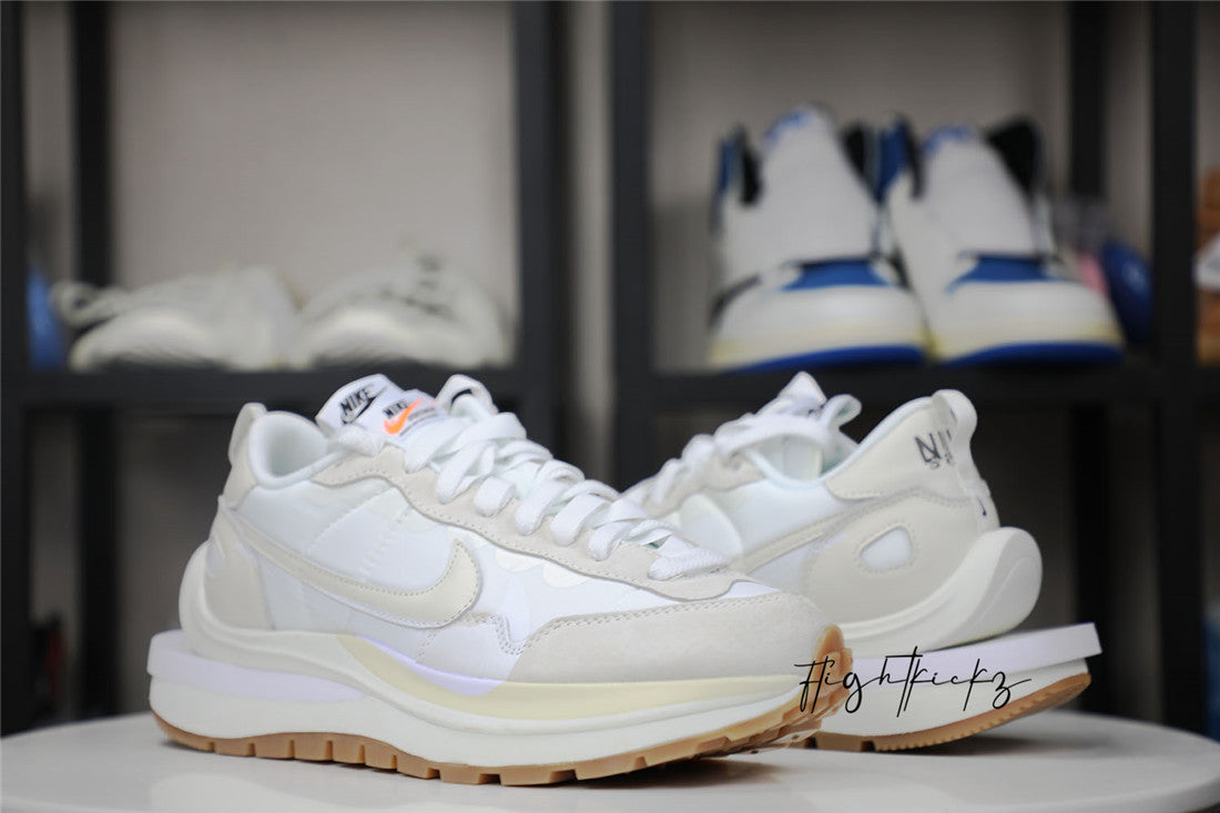 Sacai x Nike VaporWaffle SP Sail 2021 (LN5 A1)