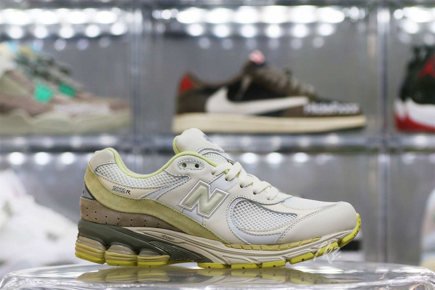 New Balance 2002R AURALEE White