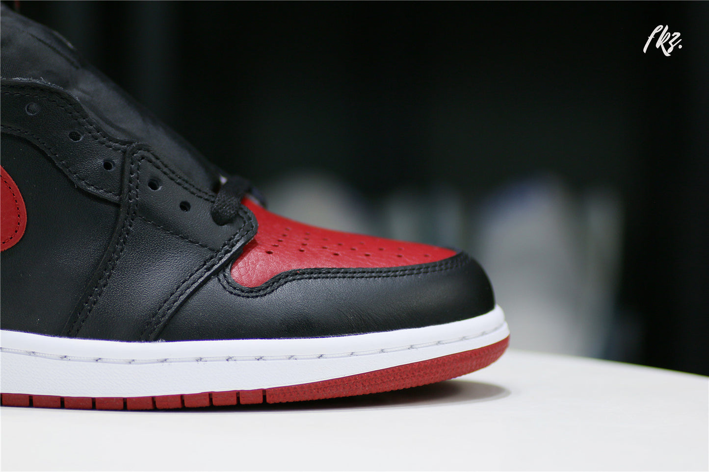 Air Jordan 1 Retro High Banned (GS)