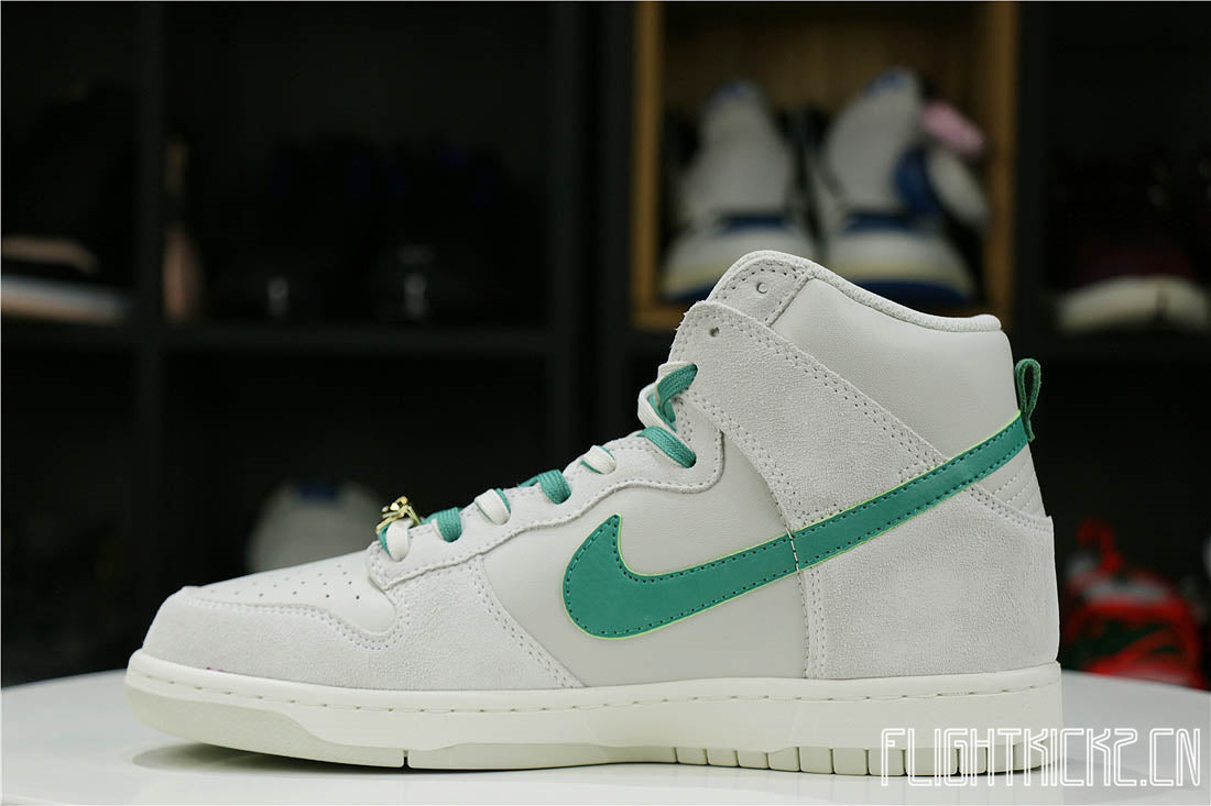 Nike Dunk High First Use Sail