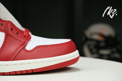 Air Jordan 1 Low OG Starfish Newstalgia Chenille 2022