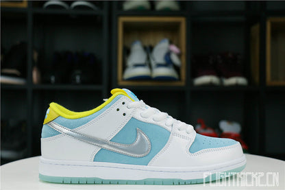 Nike SB Dunk Low Pro FTC Lagoon Pulse (Regular Box)