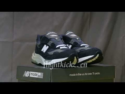 New Balance 992 Navy Grey