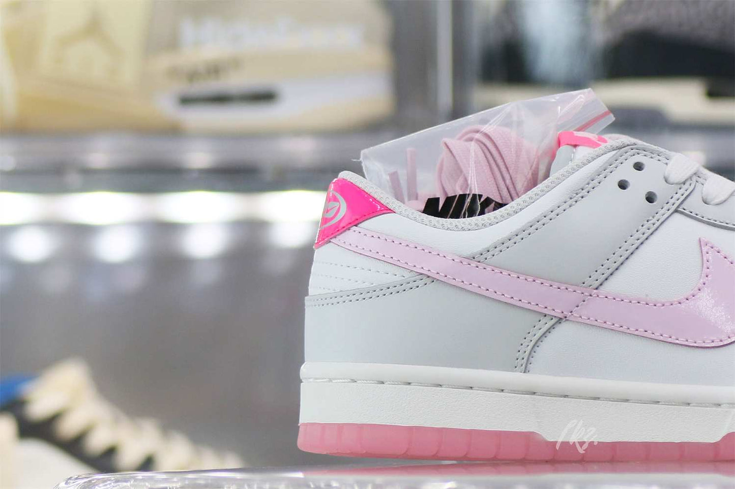 Nike Dunk Low 520 Pack Pink