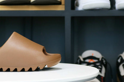 adidas Yeezy Slide Flax FZ5896 ( A1 Batch)