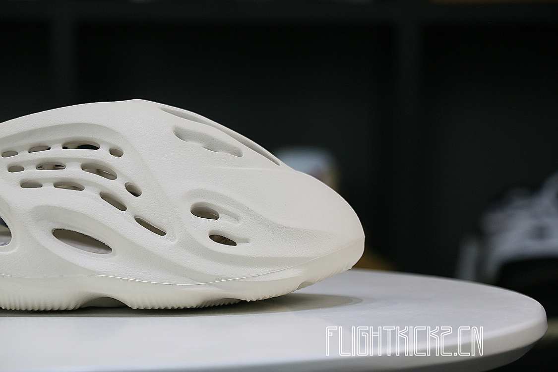 adidas Yeezy Foam RNNR Ararat G55486前祝(LN5 A1 Batch)