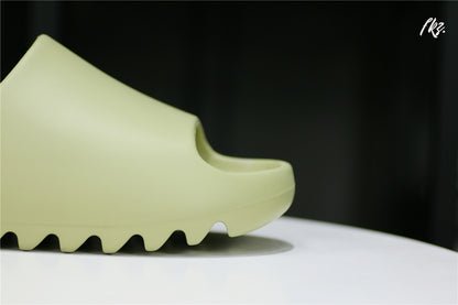 Yeezy Slide Resin 2019 FX0494A1 Batch