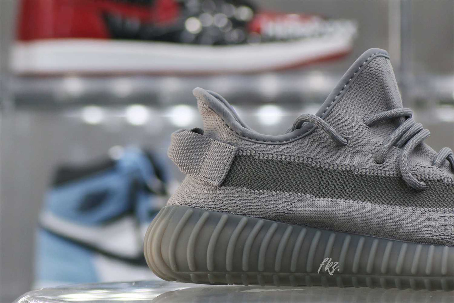 Yeezy Boost 350 V 2 Steel Grey 2023