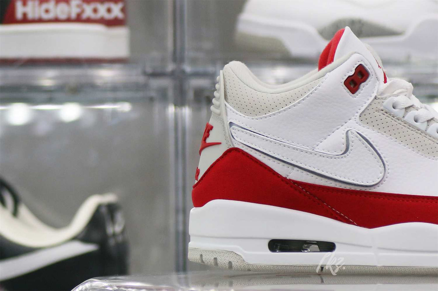 Air Jordan 3 Retro Tinker Air Max 1 鈥?University Red