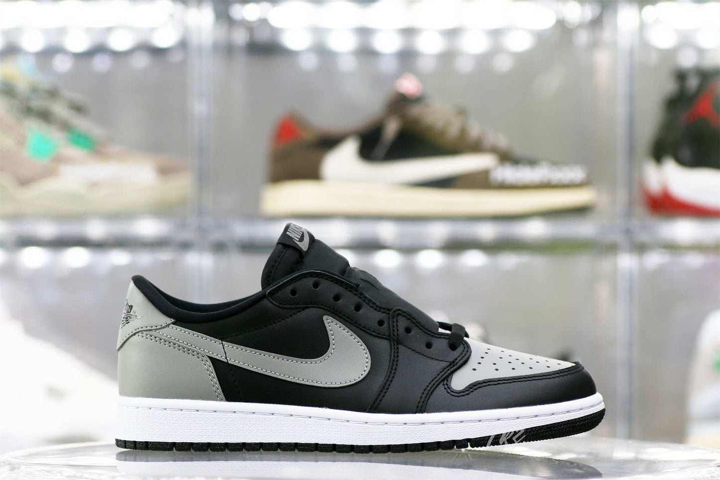 Jordan 1 Retro Low Shadow 2015