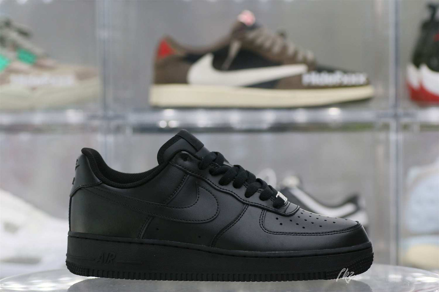 Air Force 1 07 Black(LN5 A1 Batch)