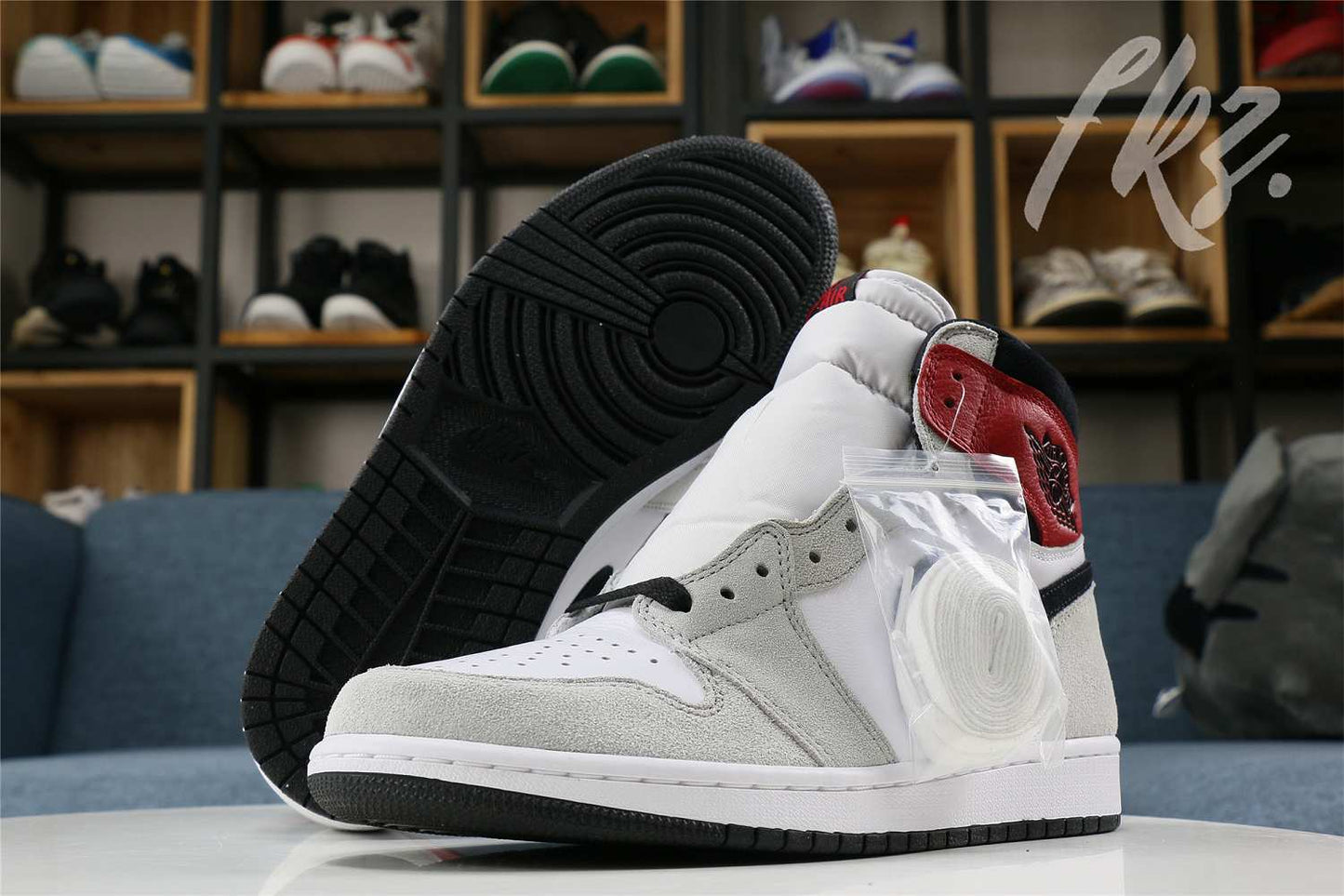 Air Jordan 1 Retro Smoke Grey(GS)