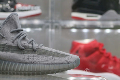 Yeezy Boost 350 V 2 Steel Grey 2023
