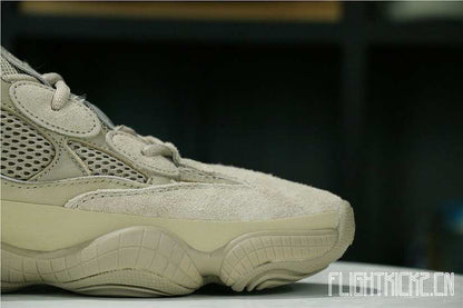 Yeezy Desert Rat 500 Taupe Light 2021