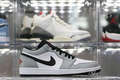 Air Jordan 1 Low Light Smoke Grey