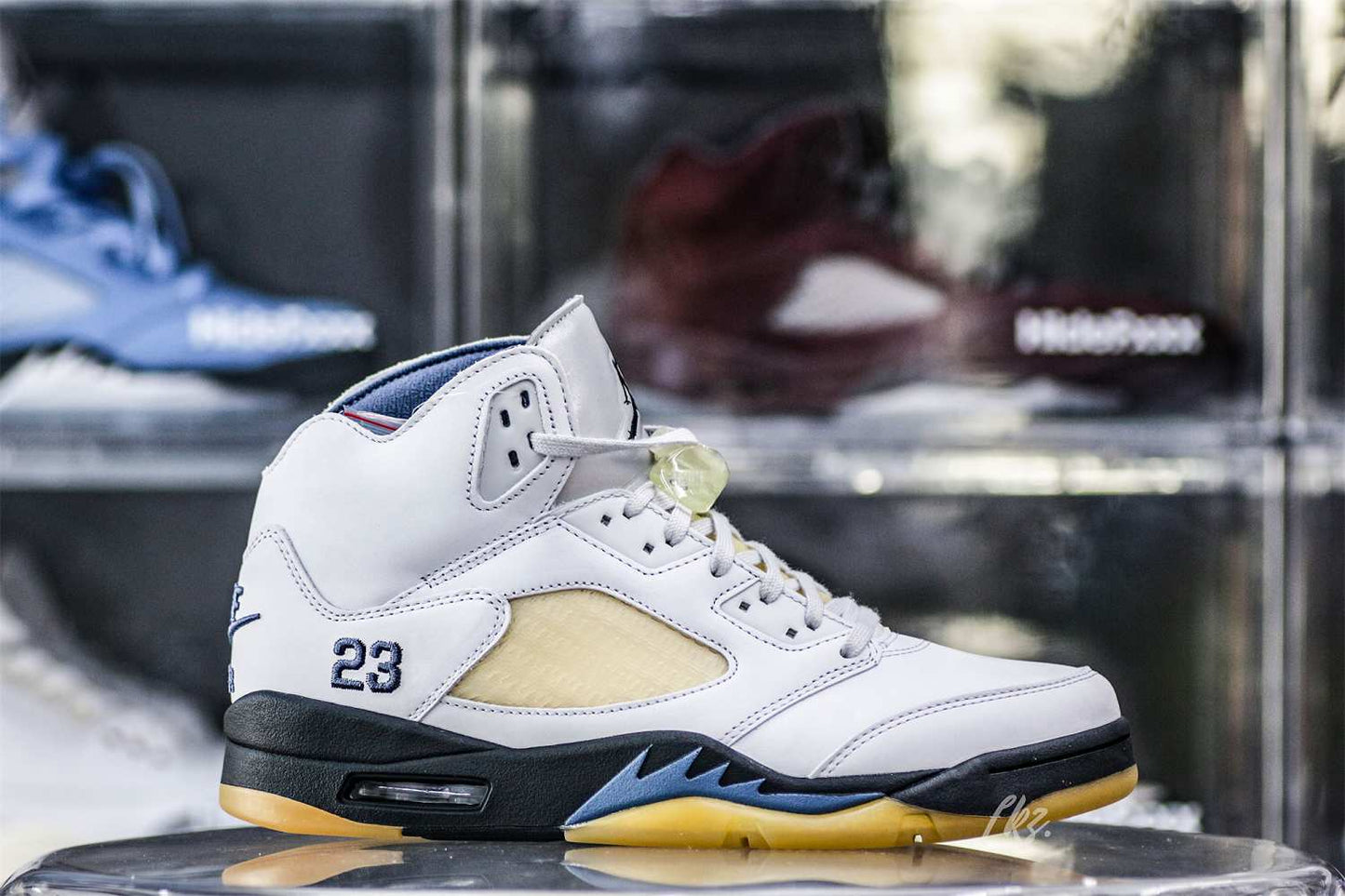 A Ma Maniere Air Jordan 5 SP Photon Dust/Diffused Blue WMS(LN5 A1)