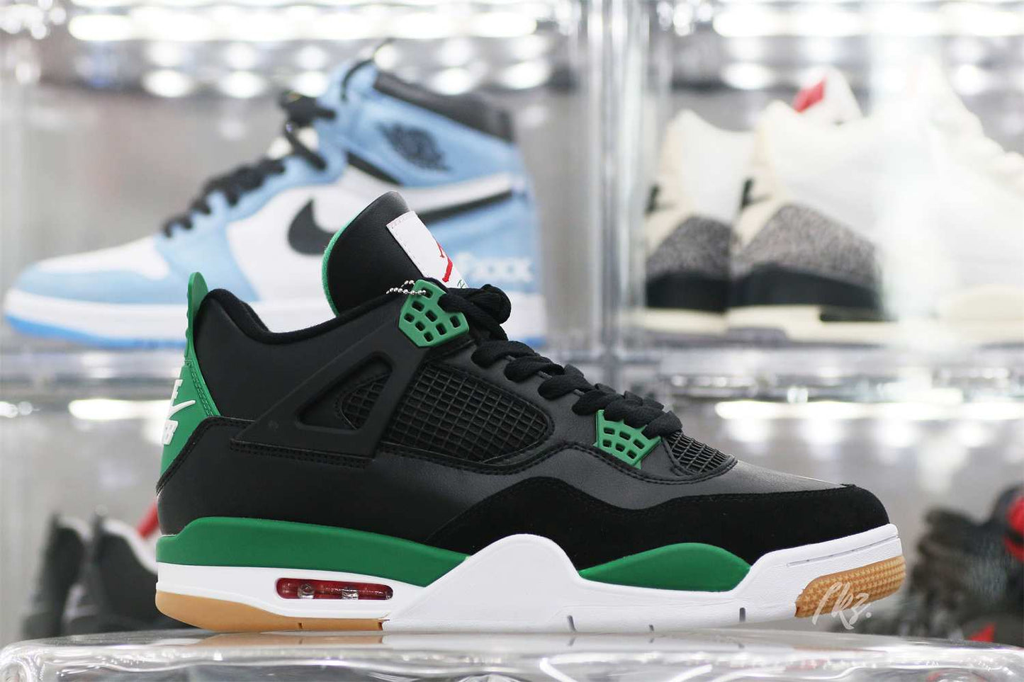 Nike SB x Air Jordan 4 Alternate Black