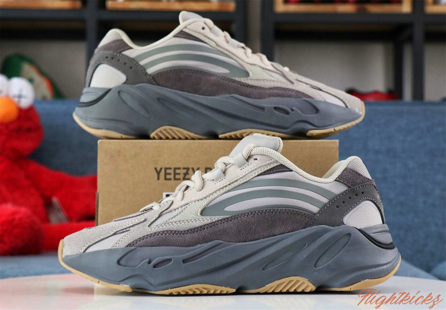 Adidas Yeezy Boost 700 V2 Tephra