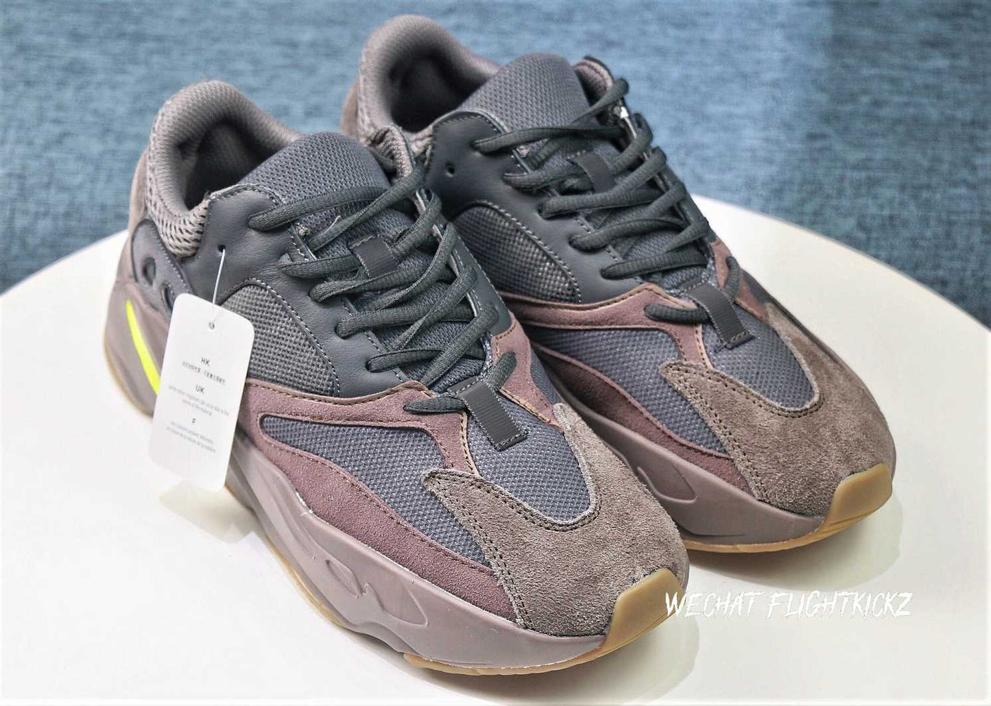 Adidas Yeezy 700 Boost Wave Runner Mauve 2018